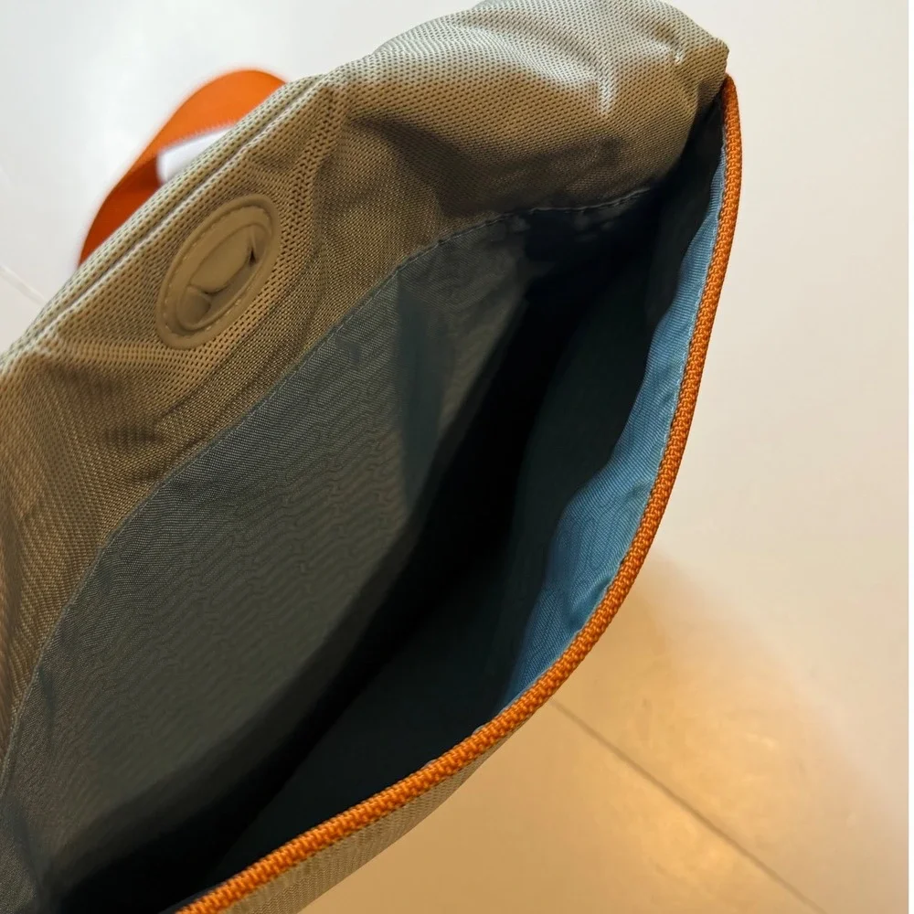 TUMI T-Tech Crossbody Messenger Bag Tan Orange Ballistic Nylon Tech Bag